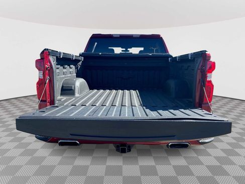 Certified 2020 Chevrolet Silverado 1500 RST image 25