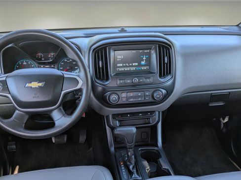 Used 2018 Chevrolet Colorado W/T w/ WT Convenience Package image 13