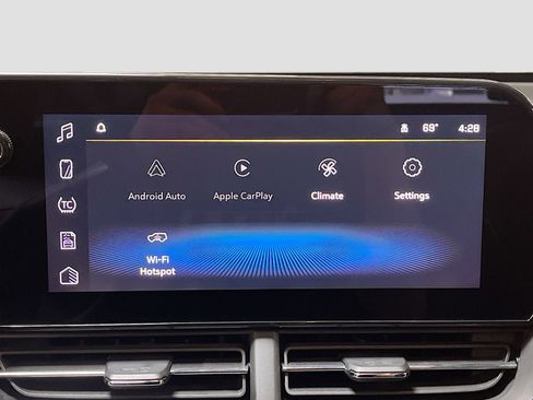 Used 2025 Chevrolet Trax ACTIV w/ Driver Confidence Package image 14