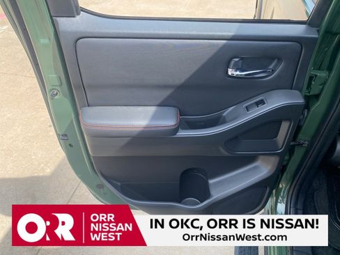 Used 2022 Nissan Frontier Pro-X image 15