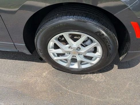 Used 2022 Chevrolet Equinox LS AWD/4WD image 41