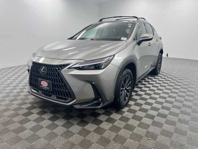 Used 2024 Lexus NX 350 AWD image 2