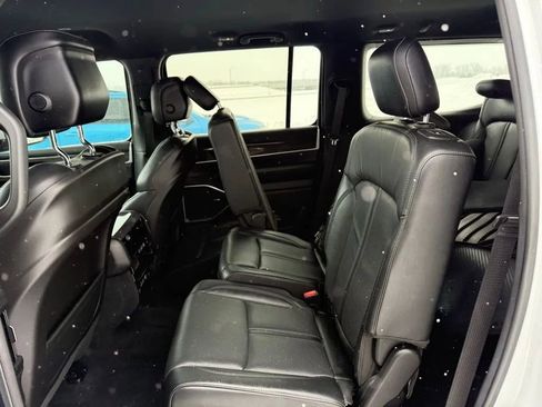 Used 2022 Jeep Wagoneer Series II image 14