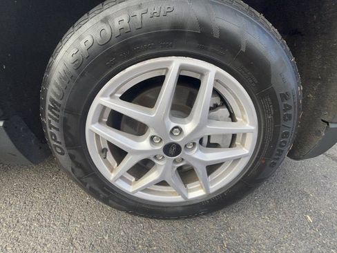 Used 2023 Ford Edge SEL image 11