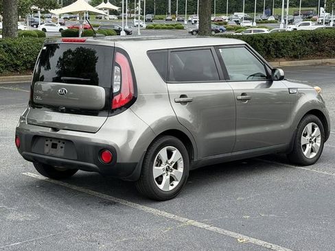 Used 2018 Kia Soul w/ Convenience Package FWD image 4