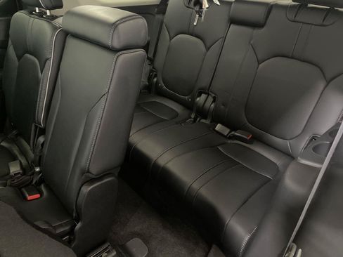 Used 2023 Honda Pilot Elite image 24
