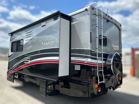 Used 2008 Dodge Sprinter 3500 image 8