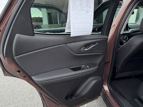 Used 2023 Chevrolet Blazer LT image 11