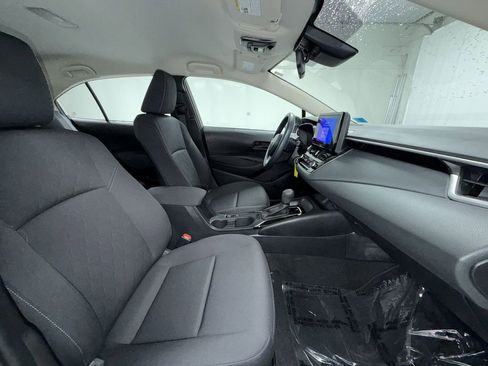 Certified 2023 Toyota Corolla LE image 9