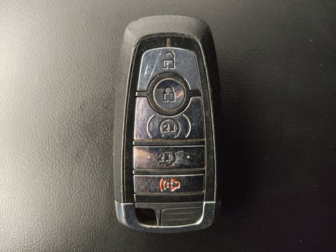 Used 2022 Lincoln Corsair FWD image 32