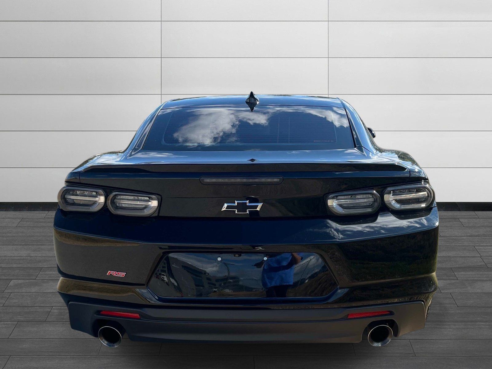 Used 2021 Chevrolet Camaro LT w/ RS Package RWD image 4
