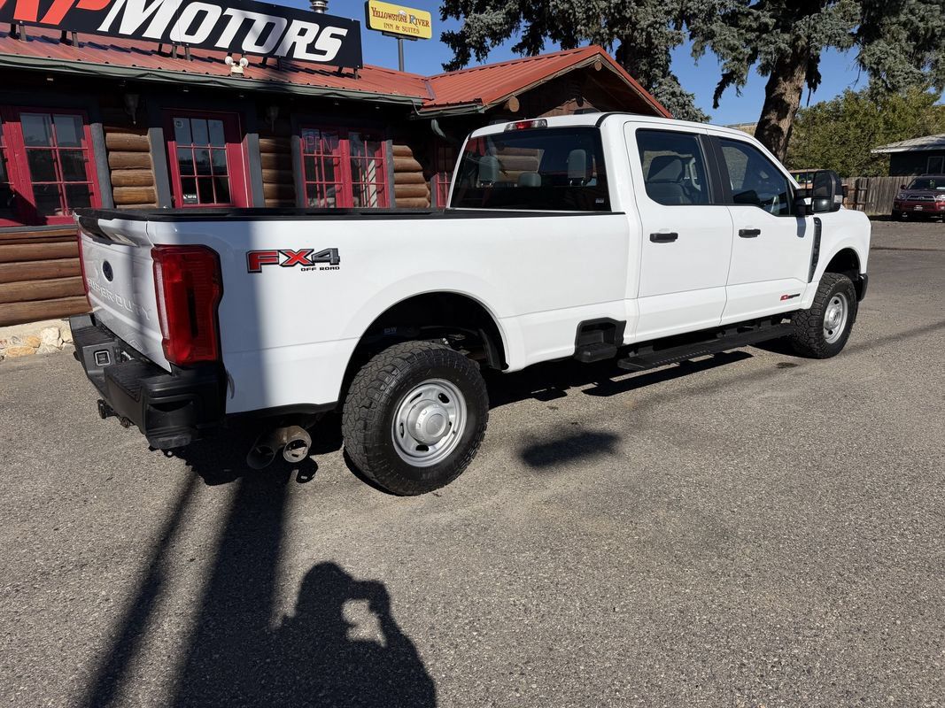 Used 2024 Ford F250 XL AWD/4WD image 23