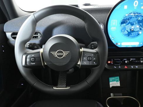 New 2026 MINI Cooper 4-Door Hardtop image 18