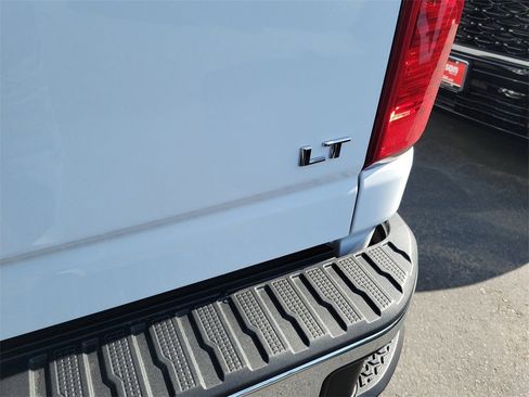 New 2026 Chevrolet Silverado 2500 LT image 23