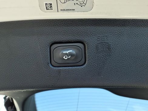 Used 2020 Ford Edge SEL w/ Convenience Package FWD image 27