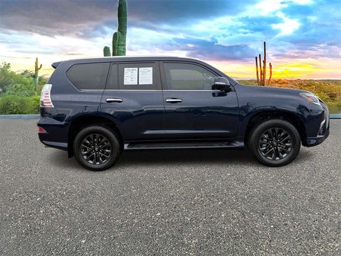 Used 2021 Lexus GX 460 Premium image 3
