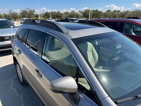 Used 2019 Subaru Outback 2.5i Premium image 15