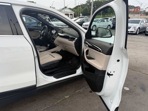 Used 2018 BMW X2 sDrive28i w/ Convenience Package FWD image 21
