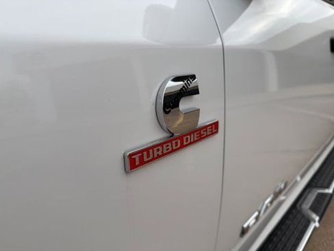 New 2026 RAM 2500 Big Horn AWD/4WD image 8