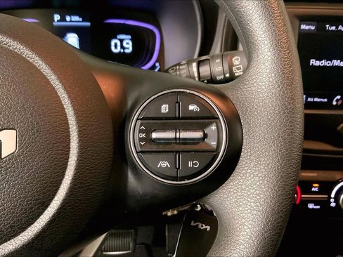 Certified 2025 Kia Soul LX image 19