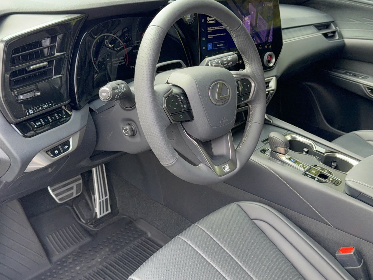 New 2026 Lexus RX 350 F Sport w/ Convenience Package AWD/4WD image 4