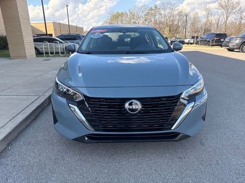 Used 2024 Nissan Sentra SV image 7