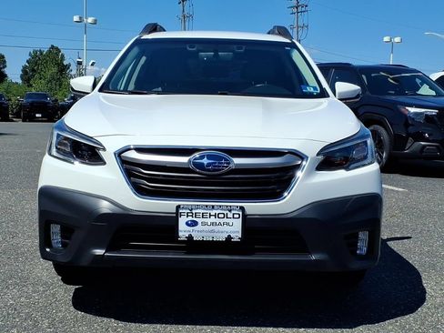 Used 2020 Subaru Outback Premium AWD/4WD image 2