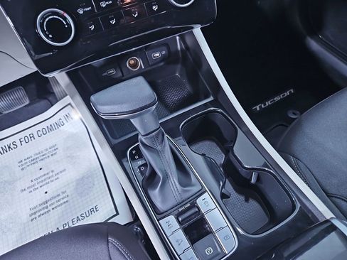 Certified 2024 Hyundai Tucson SE image 24