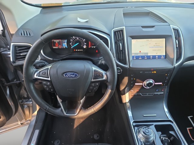 Used 2020 Ford Edge Titanium w/ Equipment Group 301A FWD image 10