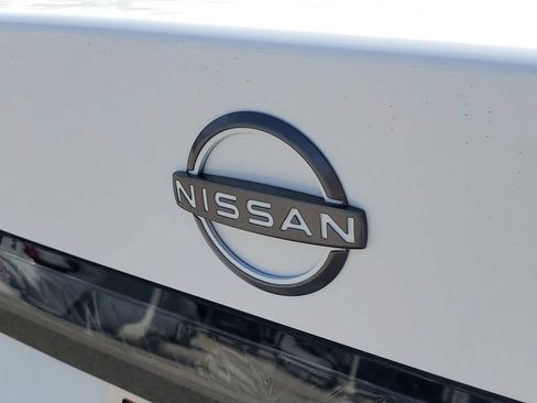 New 2026 Nissan Sentra SV w/ SV Convenience Package FWD image 6