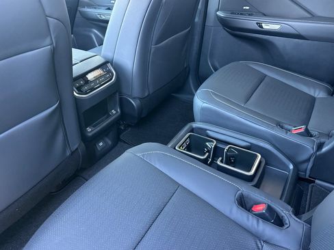 New 2026 Lexus TX 500h AWD image 9