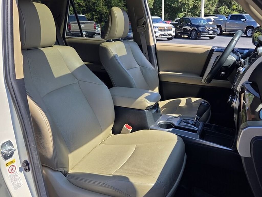 Used 2018 Toyota 4Runner Limited RWD image 17
