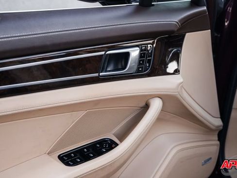 Used 2018 Porsche Panamera 4S AWD/4WD image 69
