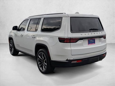Used 2022 Jeep Wagoneer Series III w/ Premium Group I RWD image 8