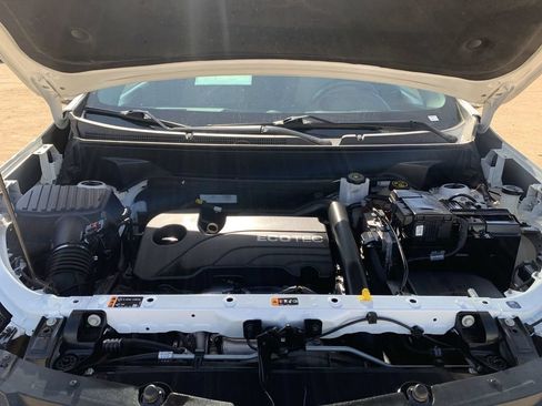 Certified 2019 Chevrolet Equinox LS FWD image 28