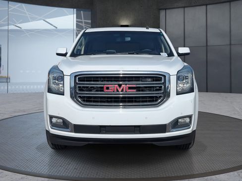Used 2015 GMC Yukon SLE w/ HD Trailering Package image 9