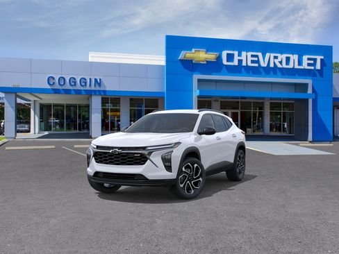 New 2026 Chevrolet Trax RS w/ Driver Confidence Package FWD image 8