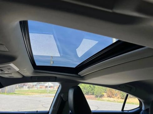 Used 2019 Lexus ES 350 w/ Premium Package FWD image 27