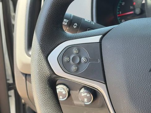 Used 2022 Chevrolet Colorado W/T w/ WT Convenience Package AWD/4WD image 20