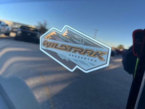 Used 2023 Ford Bronco Wildtrak image 28