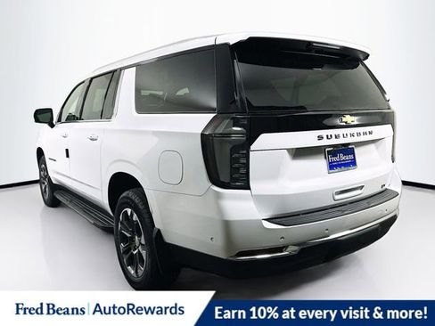 New 2026 Chevrolet Suburban LT w/ Comfort Package image 4