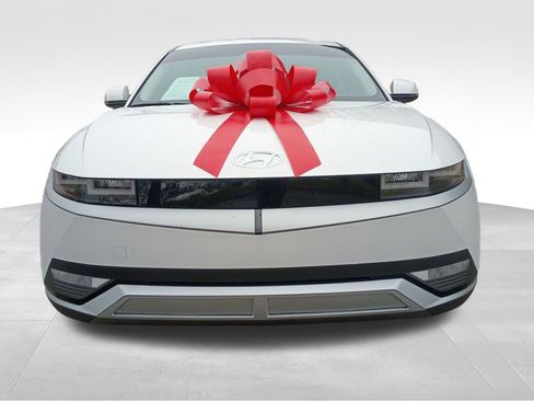 Used 2023 Hyundai Ioniq 5 SE image 17