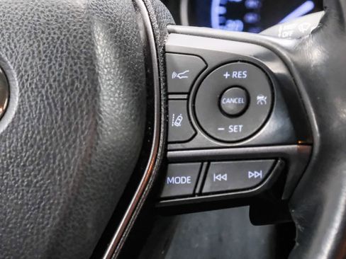 Used 2023 Toyota Camry SE w/ Convenience Package FWD image 27