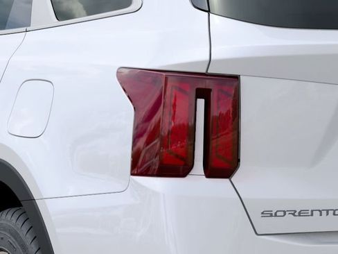 New 2026 Kia Sorento S w/ S Panoramic Sunroof Package FWD image 11