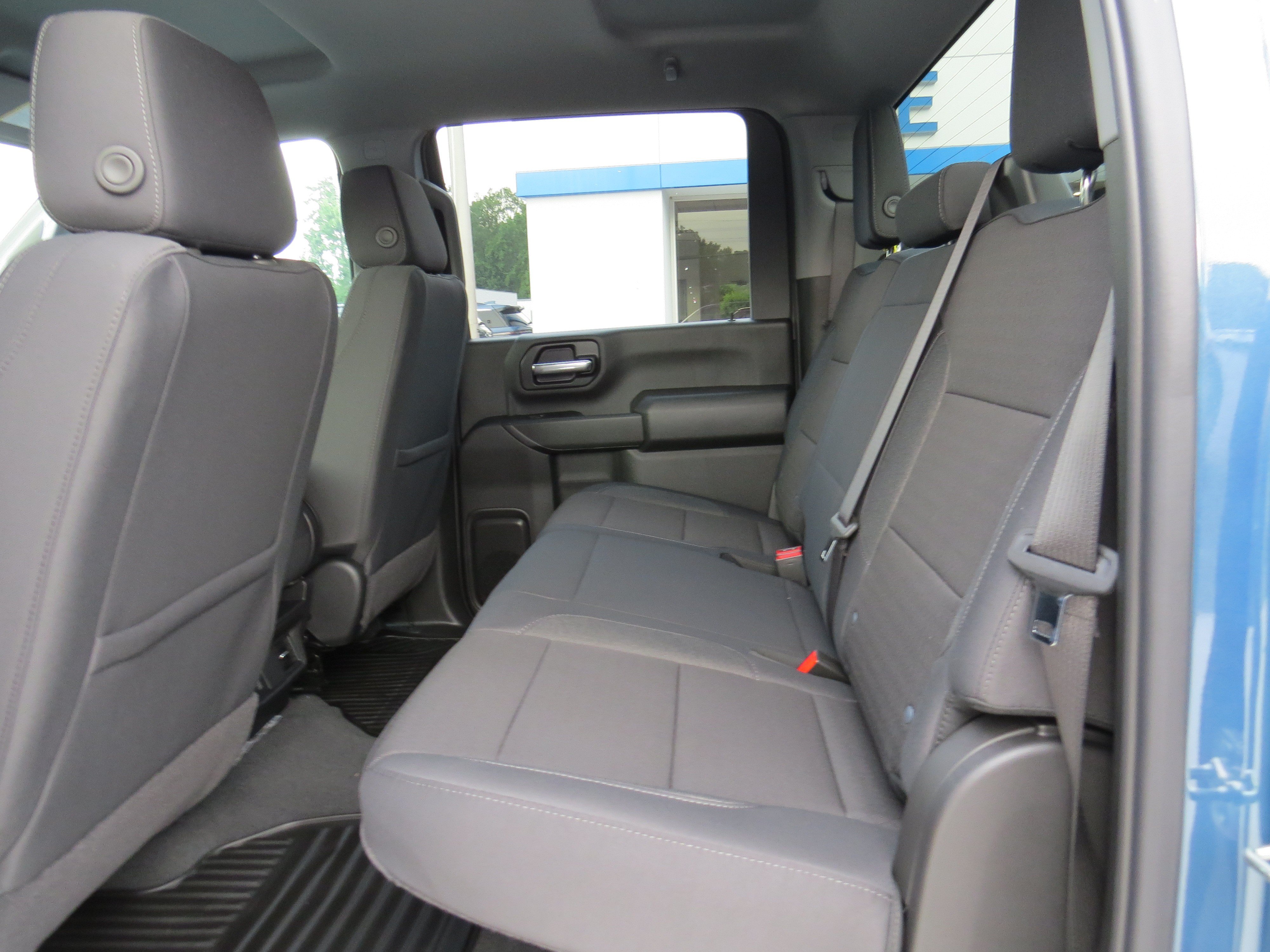 New 2026 Chevrolet Silverado 2500 Custom w/ Custom Value Package AWD/4WD image 15