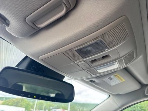 Used 2018 MAZDA CX-5 Touring w/ Preferred Equipment Package AWD/4WD image 19