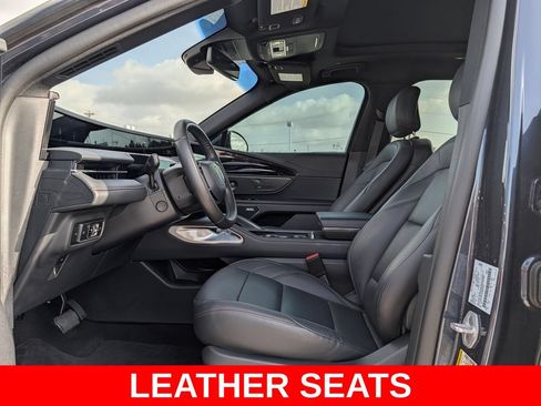 Used 2024 Lincoln Nautilus Premier w/ Equipment Group 102A AWD/4WD image 11