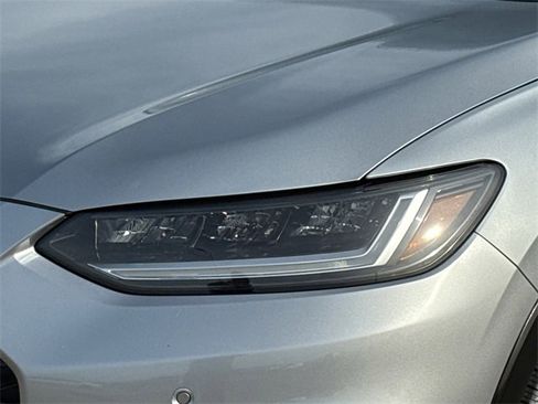 Used 2026 Honda HR-V EX-L image 4