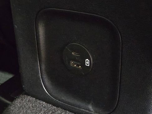 Used 2022 Ford Escape SE w/ Cold Weather Package image 13