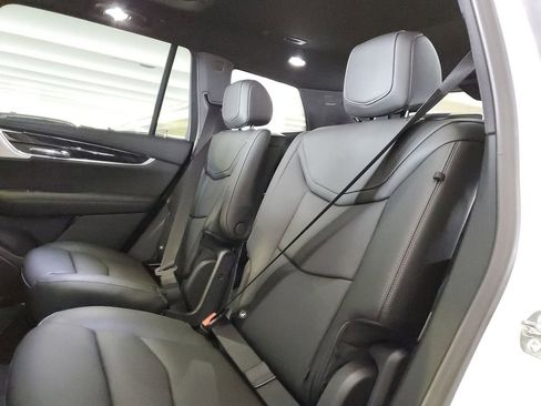 New 2025 Cadillac XT6 Premium Luxury image 12